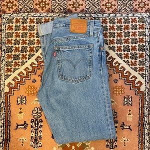 Levi’s 501 Jeans - Size 28